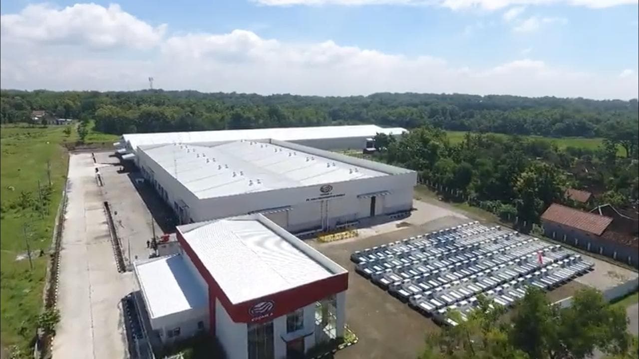 Area Penyimpanan Kendaraan Jadi (Stock Yard)